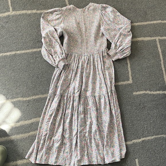 & Other Stories Tiered Midi Dress - Picture 6 of 6